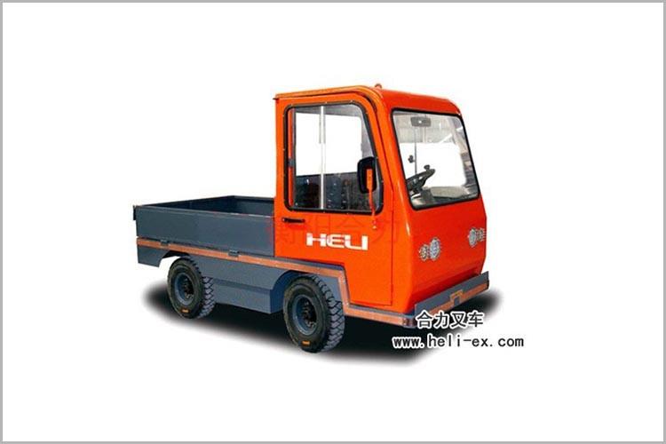 濟(jì)寧叉車的保養(yǎng)分為四類，即日常保養(yǎng)，一級保養(yǎng)，二級保養(yǎng)、三級保養(yǎng)，日常保養(yǎng)是每天都要進(jìn)行的保養(yǎng)